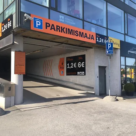 J57 - Joe 5, Center * Tallin